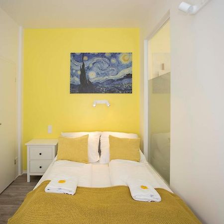 Zentral Gelegene, Helle Studio Apartments Nürnberg Exterior foto